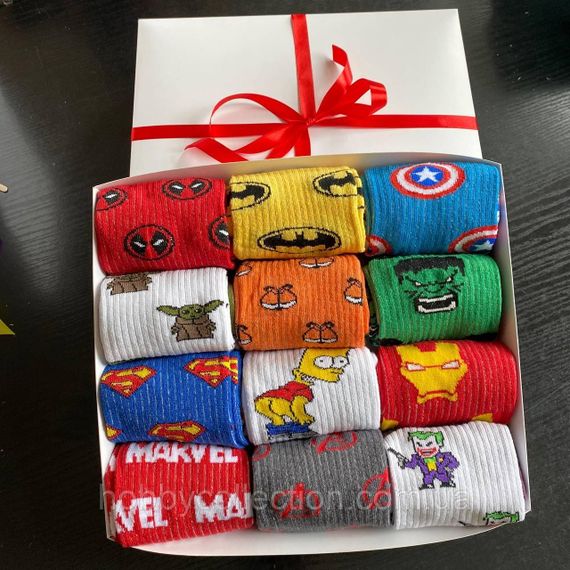 Подарунковий бокс чоловічих шкарпеток на 12 пар 40-45 р "Marvel" | Зображення 1