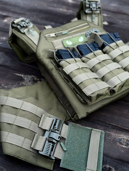 Плитоноска швидкого скидання з боковими карманами + тройний підсумок під магазини олива. | Зображення 6