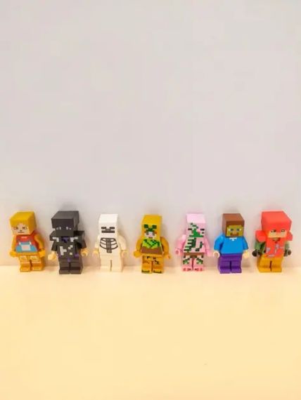 Набор минифигурок Minecraft 24 шт с оружием – подарок для фанатов игры Майнкрафт | Зображення 2