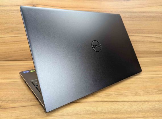 Игровой ноутбук Dell Vostro 15 7510 / 15.6" (1920x1080) IPS / Intel Core i7-11800H (8 (16) ядер по 2.3 - 4.6 GHz) / 16 GB DDR4 / 512 GB SSD / nVidia GeForce RTX 3050 Ti, 4 GB GDDR6, 128-bit / WebCam / Fingerprint / Windows 11 б/у + Подарок Мышь / USB | Зображення 6