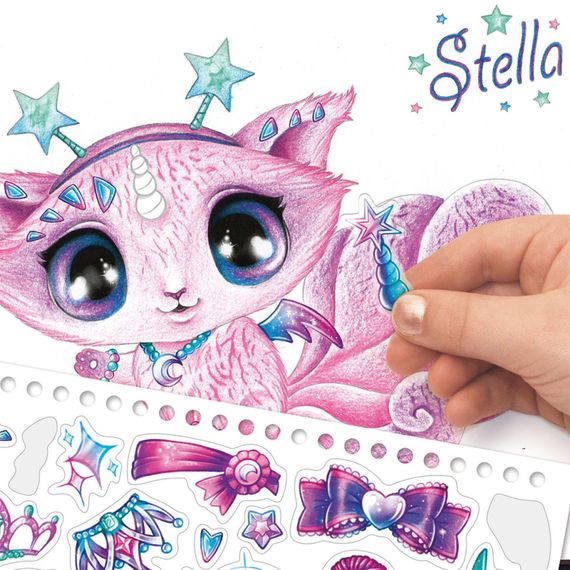 Набор для творчества Скетчбук: Звездные друзья Nebulous Stars 11141 с карандашами | Зображення 4