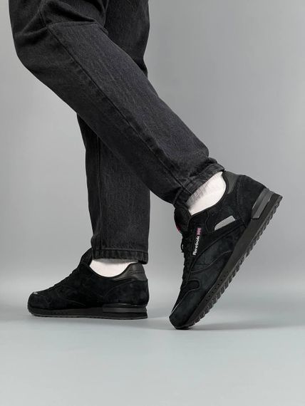 Чоловічі кросівки R-eebo-k Classic M All Black , В'єтнам | Зображення 2