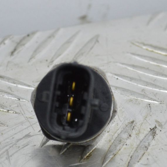 Датчик тиску палива EcoBoost Ford Focus III Fiesta VI Mondeo B- C- S-Max Форд 0261545039 BM5G9F972BA | Зображення 1