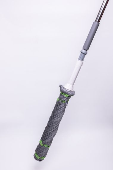 Швабра з самовіджимом з мікрофібри, універсальна, обертається на 360°, телескопічна ручка HP-35015-14 | Зображення 2