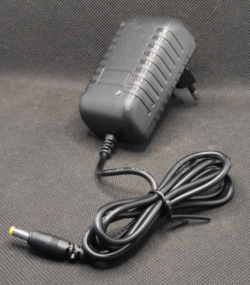 Мережевий блок живлення MastAK 7,5V 1500mA | Зображення 1