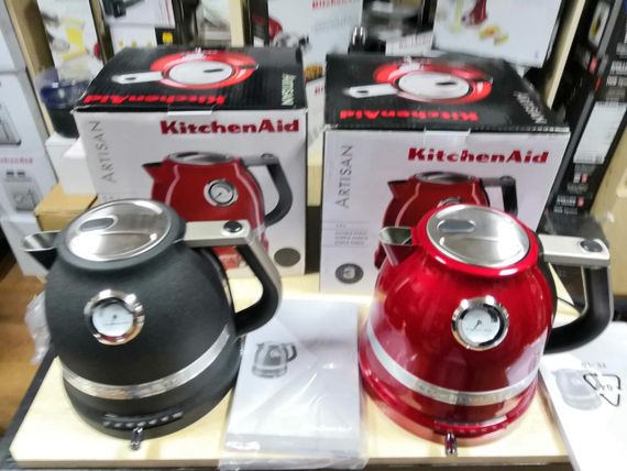 Електрочайник KitchenAid Artisan 5KEK1522ECA, карамельне яблуко | Зображення 9