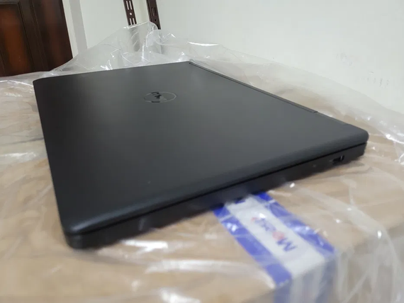Потужний ноутбук Dell E5550  15,6 FullHD \ i5 \ 8GB \ SSD250 GB | Зображення 5