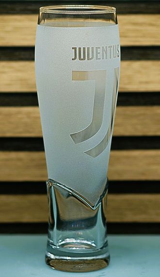 Пивний келих крафтовий 440 мл ФК Juventus Ювентус з гравіюванням подарунок для фаната футбольна кружка матові | Зображення 1