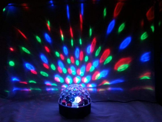 Світлодіодний диско шар Led Party Light Magic Ball RGB кольорова музика з пультом ДУ | Зображення 3