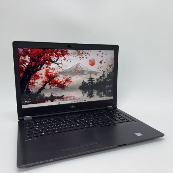 Ноутбук Fujitsu Lifebook U757 / 15.6" (1920x1080) IPS / Intel Core i7-7600U (2 (4) ядра по 2.8 - 3.9 GHz) / 8 GB DDR4 / 256 GB SSD / Intel HD Graphics 620 / WebCam б/у | Зображення 1
