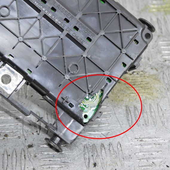 Блок запобіжників Peugeot 206 307 406 Partner бсм BSM-B4 Пежо Партнер 9643498780 T118470004F | Зображення 1