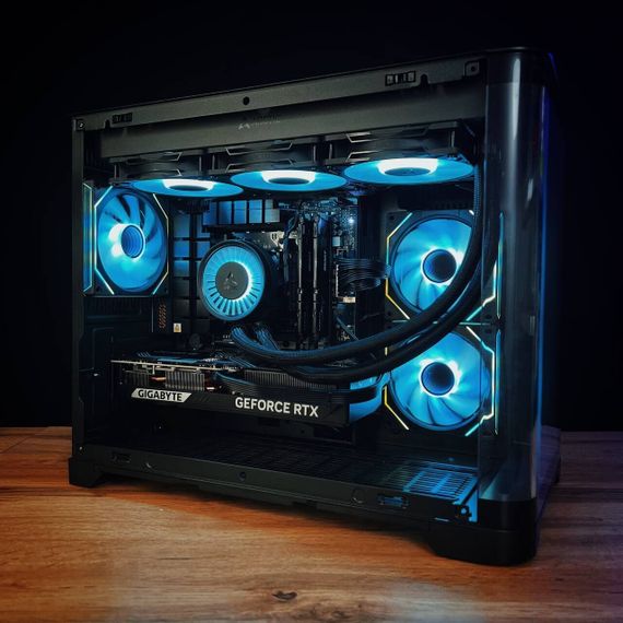 Збірка на замовлення: ігровий ПК GameMax Hype-M Black Tower / AMD Ryzen 7 7800X3D (8 (16) ядер по 4,2 - 5,0 ГГц) / 32 ГБ DDR5 / 1000 ГБ SSD M.2 / nVidia GeForce RTX 5070, 12 ГБ GDDR7, 192-bit / 750W | Зображення 2