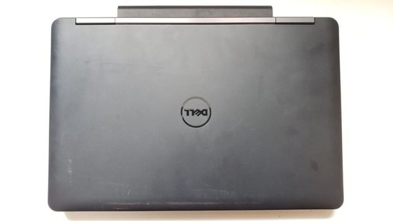 Ноутбук Б-клас Dell Latitude E5540 / 15.6" (1920x1080) TN / Intel Core i7-4600U (2 (4) ядра по 2.1 - 3.3 GHz) / 8 GB DDR3 / 200 GB SSD + 500 GB HDD / nVidia GeForce GT 720M, 2 GB GDDR3, 64-bit / WebCam / DVD-ROM б/в | Зображення 6