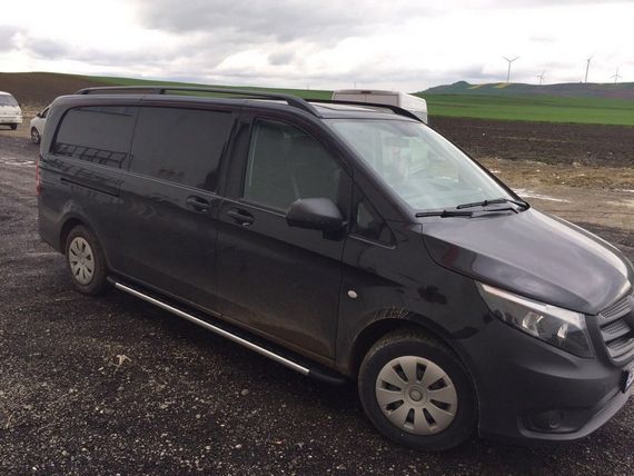 Рейлинги черные ELITE (пласт. ножки) Длинная база (EXTRALONG) для Mercedes Vito / V W447 2014-2024 гг | Зображення 4