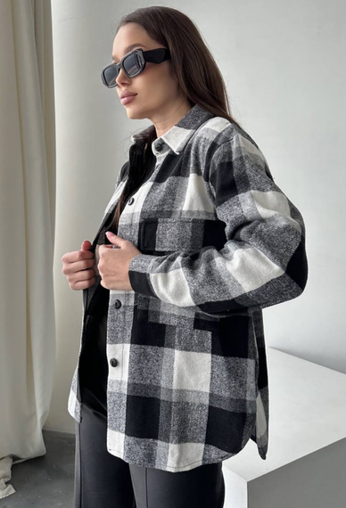 Женская теплая хлопковая рубашка в клетку GDF122, цвет черно-белый, размер 42/46 | Зображення 4