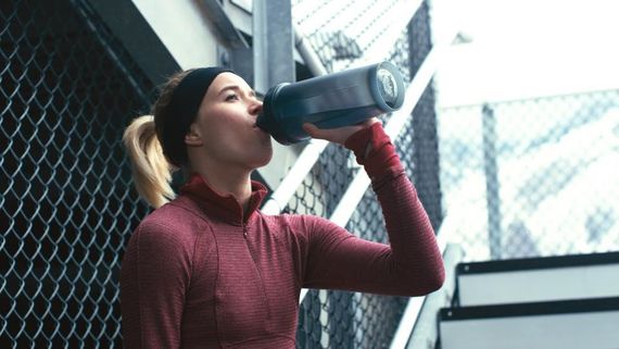 Шейкер спортивний BlenderBottle Pro45 1270ml Grey/White | Зображення 9