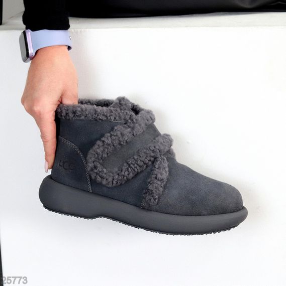 Удобные теплые замшевые зимние серые ботинки на липучке 37