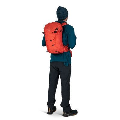 Рюкзак туристический Osprey Mutant 22 mars orange O/S (009.3110) | Зображення 5