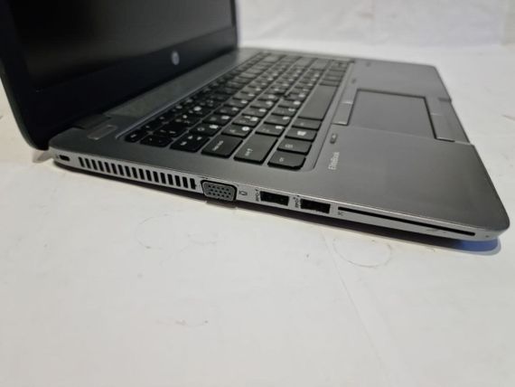 Ультрабук HP EliteBook 840 G2 / 14" (1366x768) TN / Intel Core i5-5300U (2 (4) ядра по 2.3 - 2.9 GHz) / 8 GB DDR3 / 120 GB SSD / Intel HD Graphics 5500 / WebCam б/у | Зображення 3