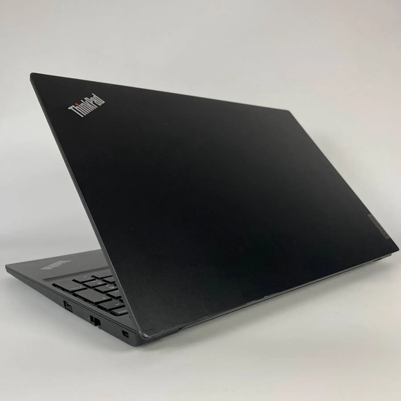 Ноутбук Lenovo ThinkPad E15 Gen 3 / 15.6" (1920x1080) IPS / AMD Ryzen 7 5700U (8 (16) ядер по 1.8 - 4.3 GHz) / 16 GB DDR4 / 256 GB SSD / AMD Radeon Graphics 512SP / WebCam / HDMI б/у + Подарок Беспроводная мышь / USB | Зображення 5