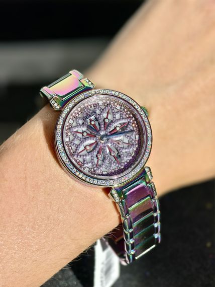 Жіночий годинник Guess Хамелеон GW0528L4 Оригінал | Зображення 3