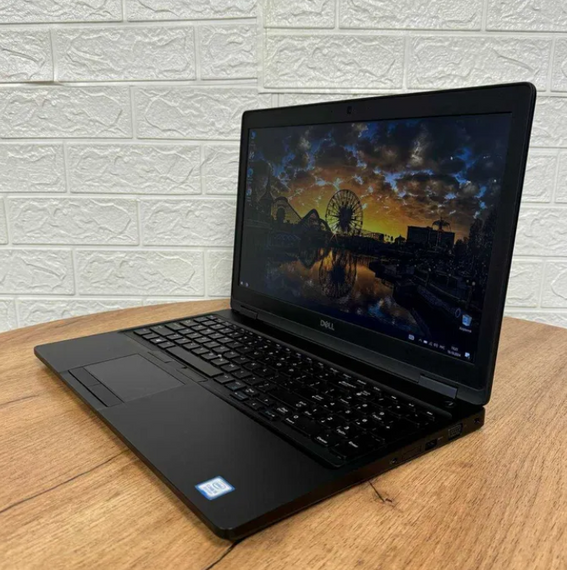 Ноутбук Dell Latitude 5590 FHD IPS i5 8250U 8Gb SSD 128Gb Б/В | Зображення 2