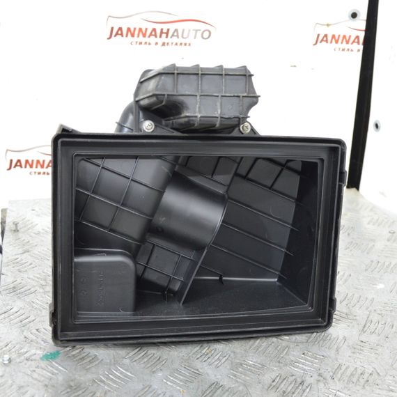 Корпус повітряного фільтра Mazda 5 2005-2010 Корпус повітряного фільтра Мазда 5 LF50 | Зображення 2