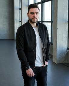 Бомбер замш карман Премиум чёрный S M