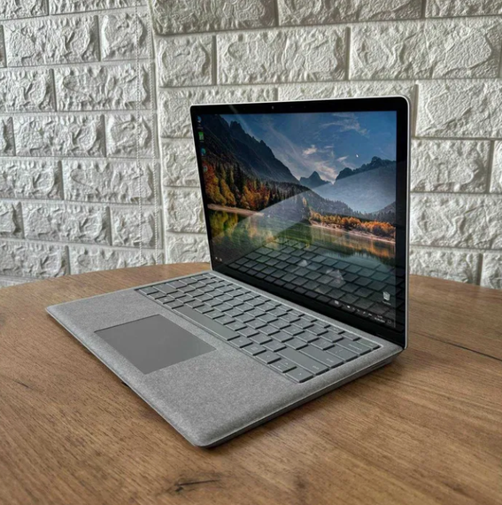 Ноутбук Сенсорний Surface Laptop i5 7300U 8Gb SSD 128Gb Б/В | Зображення 6