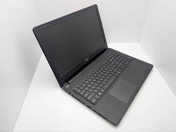 Ноутбук Dell Inspiron 15 3567 / 15.6" (1920x1080) TN / Intel Core i5-7200U (2 (4) ядер по 2.5 - 3.1 GHz) / 8 GB DDR4 / 1000 GB HDD / Intel HD Graphics 620 / WebCam / DVD-ROM б/в | Зображення 5