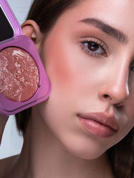 Румяна ZOLA Velvet Blush Glow - 02 Natural Touch (8.5 g) | Зображення 6