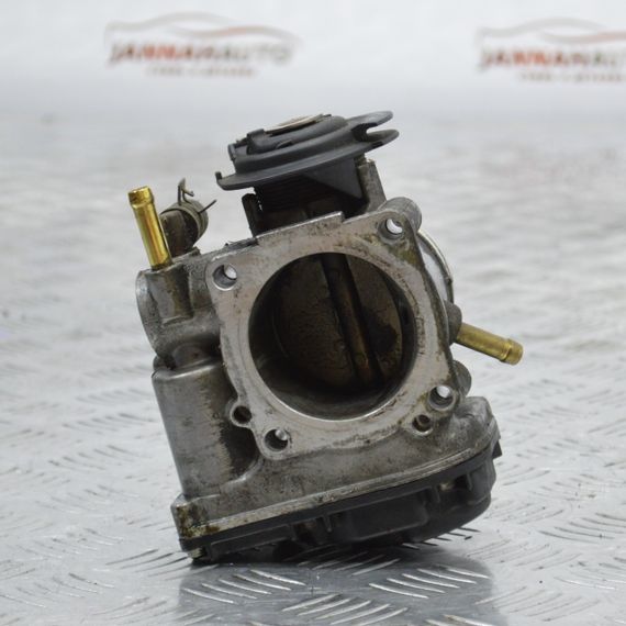 Дросельна заслінка Audi A3 (8L1) 1.6 1.8 1996-2003 б/у Ауді а3 06A133064J 408237111012 | Зображення 1