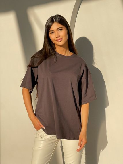 Женская футболка оверсайз трикотажная однотонная KV2024 цвет коричневый, размер 42/52 onesize