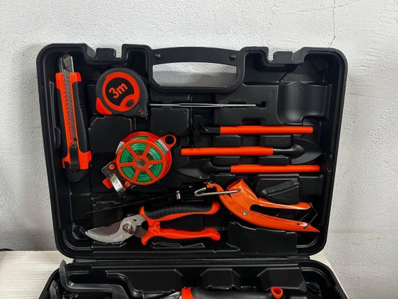 Набір садових інструментів у кейсі 14 в 1 Gardening Set ART Універсальний садовий набір | Зображення 1