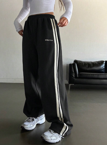 Женские спортивные штаны палаццо с затяжками и лампасами SS10120  цвет черный, размер 42/46