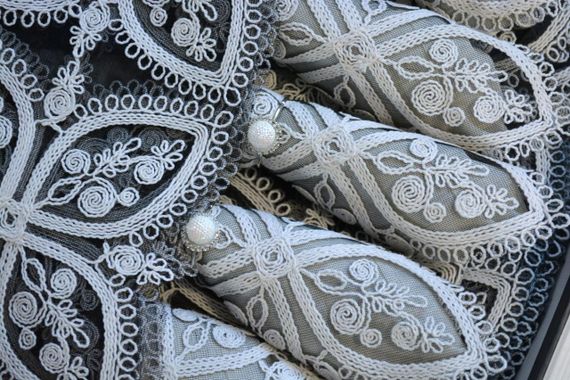 Льняная скатерть с ранером Selin Kumsal Set 160×300+12 салфеток кремовая | Зображення 2