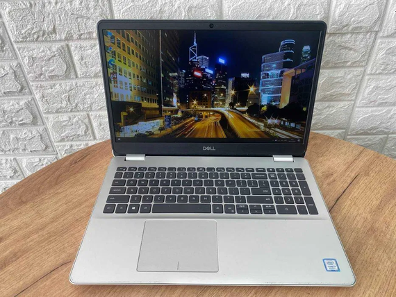 Ноутбук Dell Inspiron 5584 15.6 FHD/IPS/i3 8145U/4Gb/SSD128Gb/Intel UHD 620