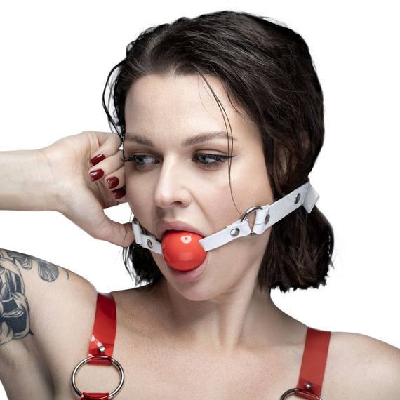 Кляп силіконовий Feral Feelings Silicon Ball Gag White/Red, білий ремінець, червона кулька | Зображення 1