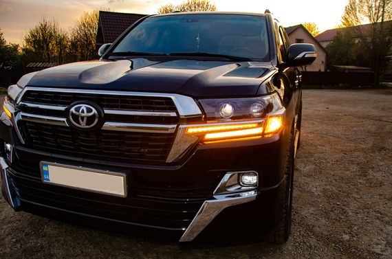 Вії з LED (2016-2024) для Toyota Land Cruiser 200 | Зображення 5