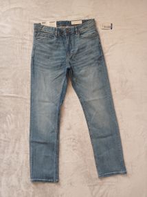 Мужские прямые джинсы р. 36/32