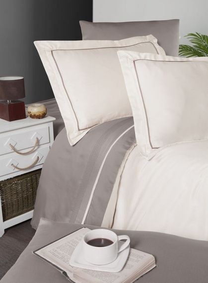 Постельное белье First Choice Deluxe Satin 200 х 220 см Serenity Ivory Mink | Зображення 1