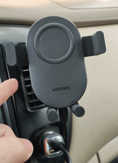 Автодержатель для телефона с беспроводной зарядкой Ugreen CD256 Wireless Car Charger | Зображення 6