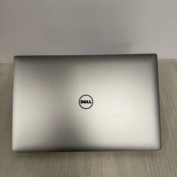 Мобільна робоча станція Dell Precision 5520 / 15.6" (1920x1080) IPS / Intel Core i5-7300HQ (4 ядра по 2.5 - 3.5 GHz) / 8 GB DDR4 / 256 GB SSD M2 NVMe / nVidia Quadro M1200, 4 GB GDDR5, 128-bit / WebCam б/в | Зображення 5