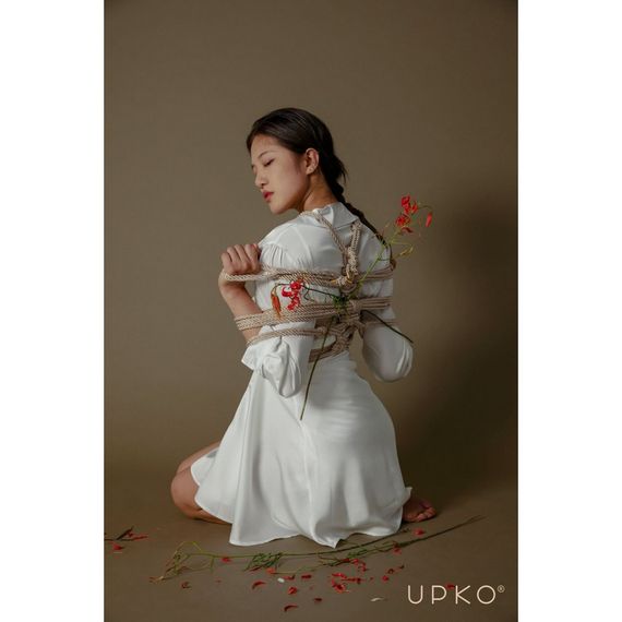 Мотузка для бондажу золота 10м Restraint Bondage vope UPKO | Зображення 5