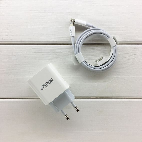 Мережевий зарядний пристрій Aspor A846PD 18W/3A + кабель Type-C to Lightning білий