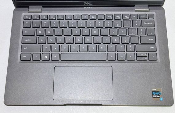 Ультрабук Dell Latitude 7420 / 14" (1920x1080) IPS / Intel Core i5-1145G7 (4 (8) ядра по 4.4 GHz) / 16 GB DDR4 / 256 GB SSD / Intel Iris Xe Graphics / WebCam б/в | Зображення 3