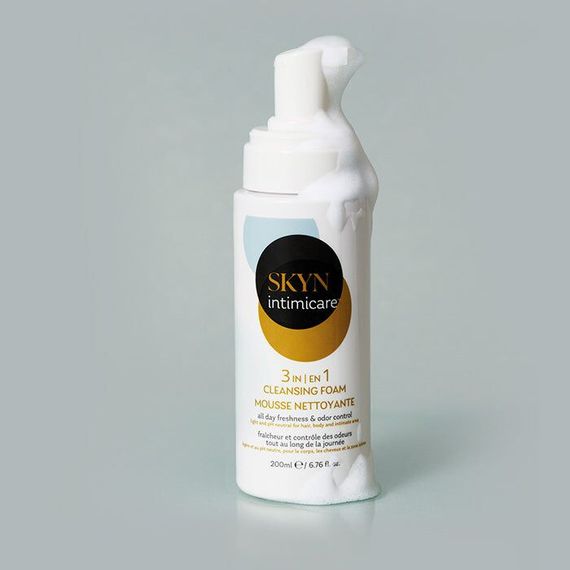 Розпродаж! Піна для інтимного догляду SKYN Intimicare 3in1 Cleansing Foam 200мл (термін 30.06.2026) | Зображення 2
