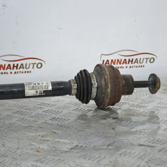 Піввісь задня 2.0 TFSI quattro Audi Q5 8r 2008-2017 привідний вал Ауді ку5 кватро 8R0501203B | Зображення 2