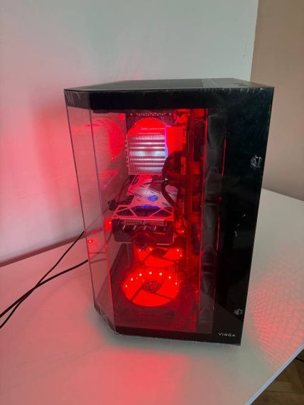 Ігровий ПК Vinga Warlike Black Tower New / AMD Ryzen 7 7700 (8 (16) ядер по 3.8 - 5.3 GHz) / 32 GB DDR5 / 256 GB SSD+1000 GB HDD / AMD Radeon RX 6900 XT Sapphire Nitro+, 16 GB GDDR6, 256-bit / Wi-Fi / 750W / Windows 11 б/в | Зображення 6