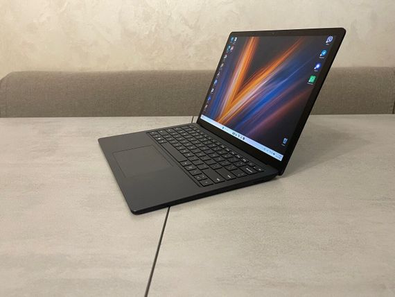 Ультрабук Microsoft Surface Laptop 5 1951 / 13.5" (2256x1504) IPS Touch / Intel Core i5-1245U (10 (12) ядер по 3.3 - 4.4 GHz) / 16 GB DDR5 / 512 GB SSD M.2 / Intel Iris Xe Graphics / WebCam б/в + Подарунок Дротова миша / USB | Зображення 4